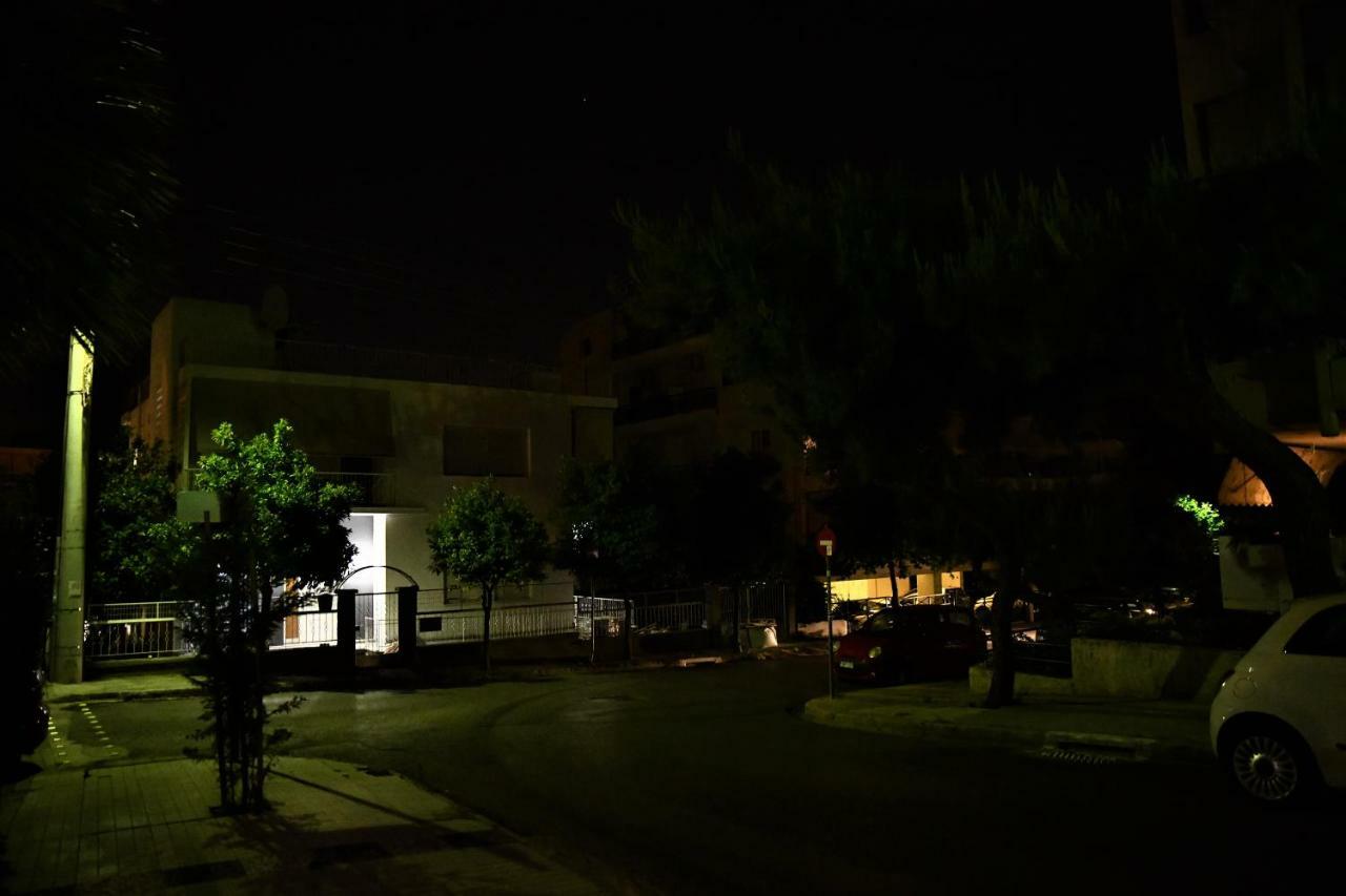 Zefyros Super Cool Apartments Next To Alimos Riviera Афины Экстерьер фото